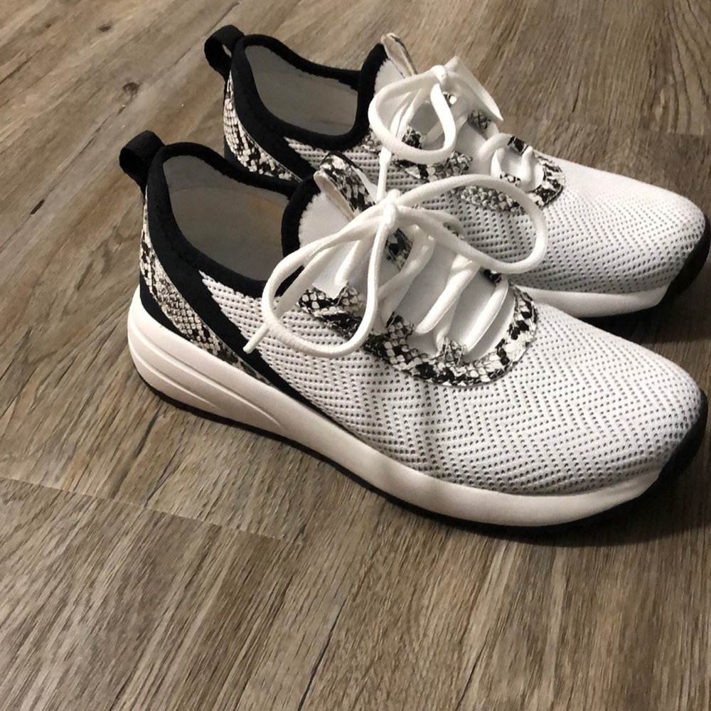 Vince Camuto Mesh Sneakers